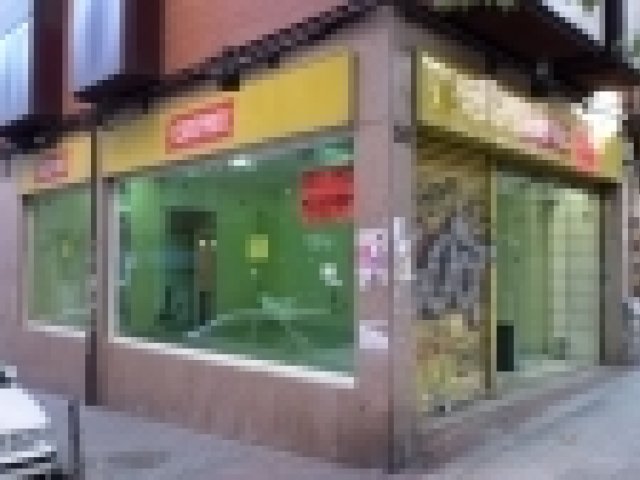 Local López de Hoyos 156.
