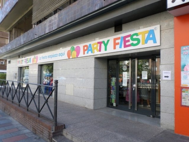 Local Comercial Avenida Alberto Alcocer 48.