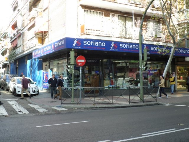 Local Comercial Alcalá 405.